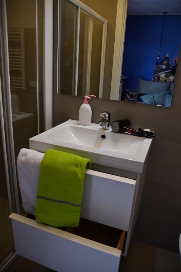 Ferienwohnung Smile Accomodation Winter Time Aosta Exterior foto